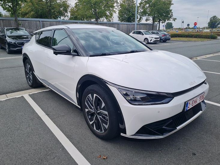 Kia Ev6 — photo 2