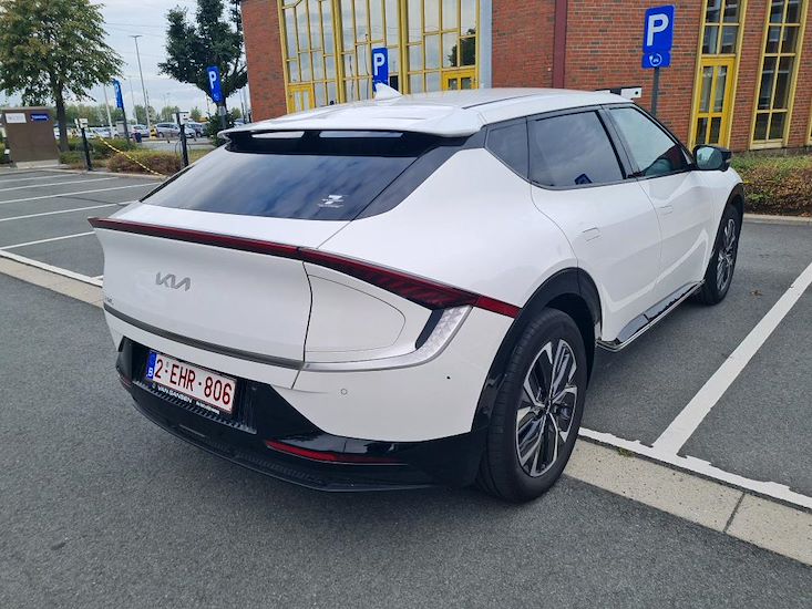 Kia Ev6 — photo 4