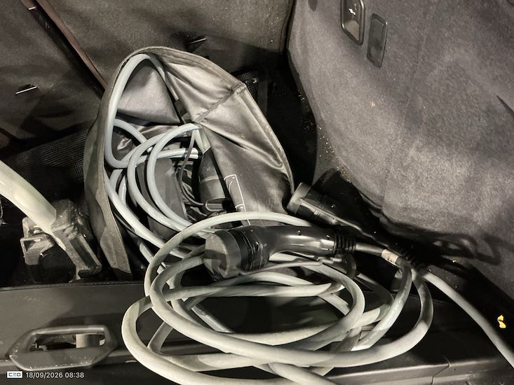 Bmw Ix3 — photo 15