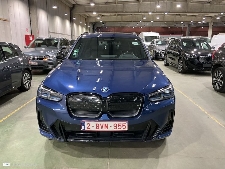 Bmw Ix3 — photo 2
