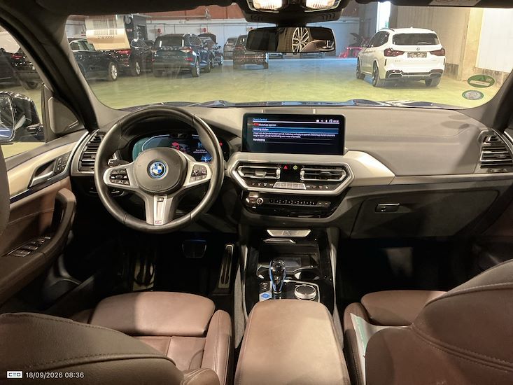 Bmw Ix3 — photo 7
