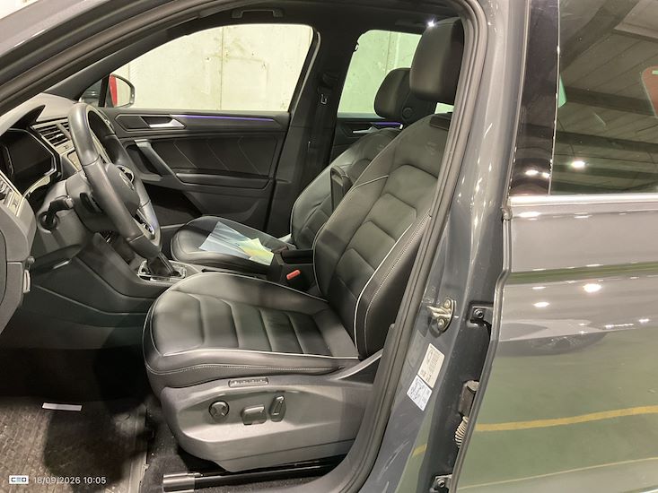 Volkswagen Tiguan — photo 10