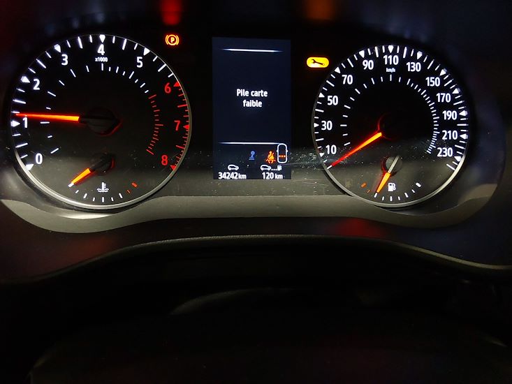 Dacia Sandero — photo 9