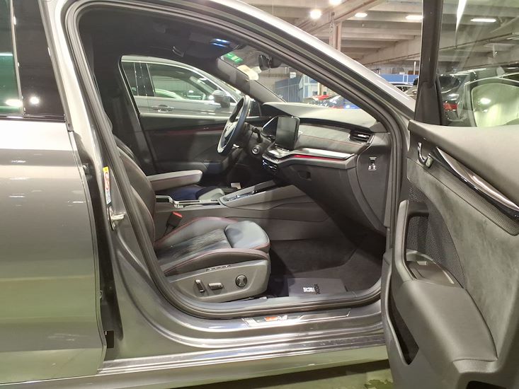Skoda Octavia — photo 7