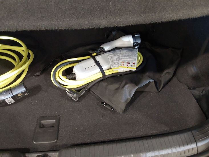 Volkswagen Golf — photo 11