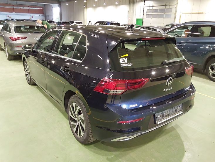 Volkswagen Golf — photo 2