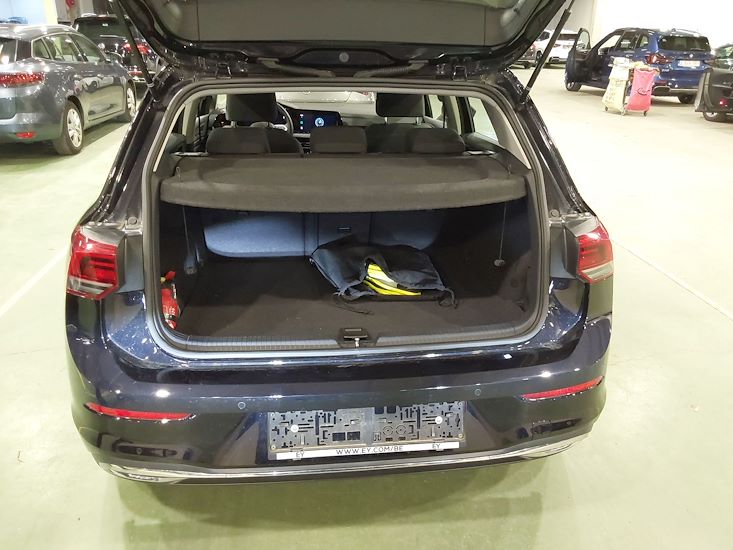 Volkswagen Golf — photo 3