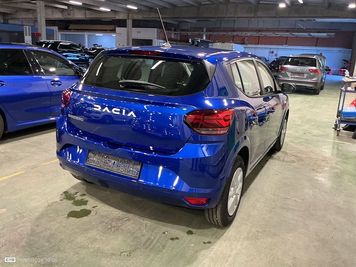 Dacia Sandero — photo 4