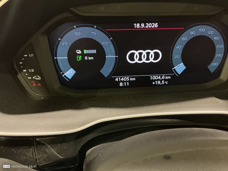 Audi Q3 — photo 11