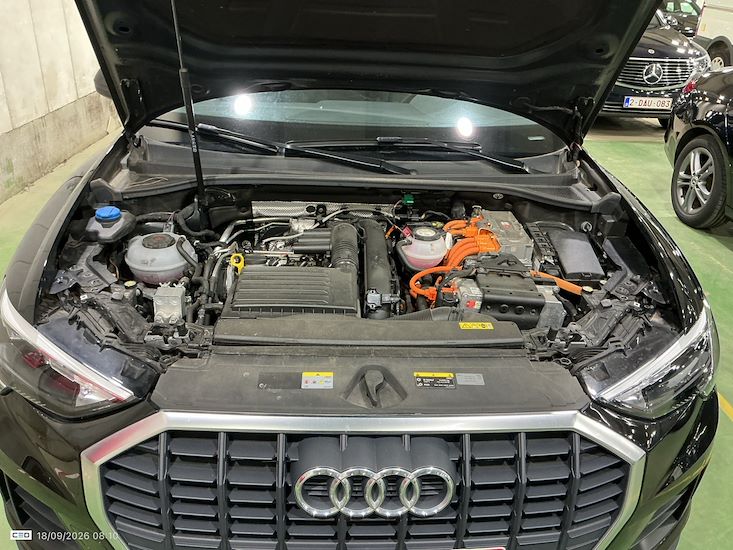 Audi Q3 — photo 9