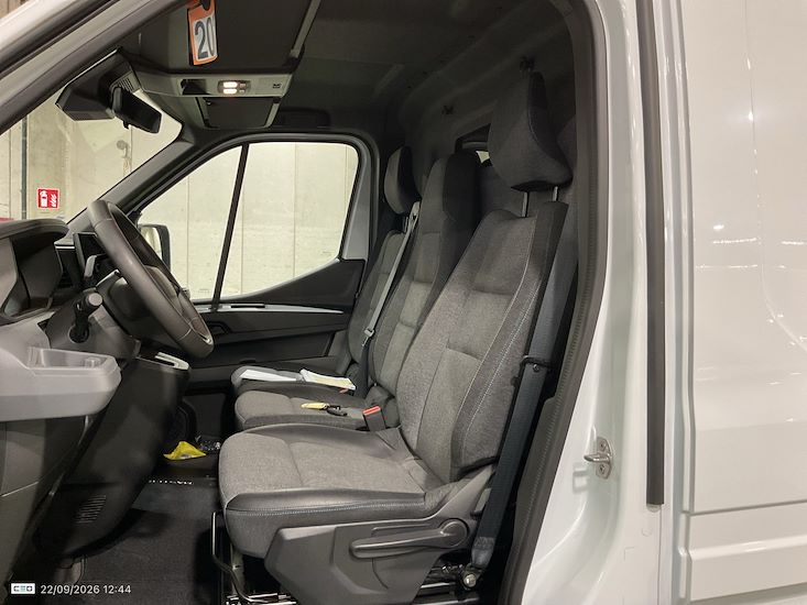 Renault Master — photo 10