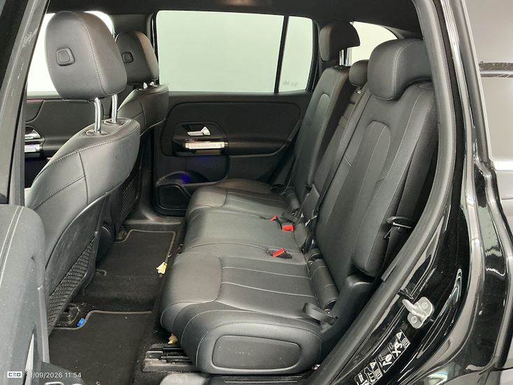 Mercedes-Benz Eqb — photo 10