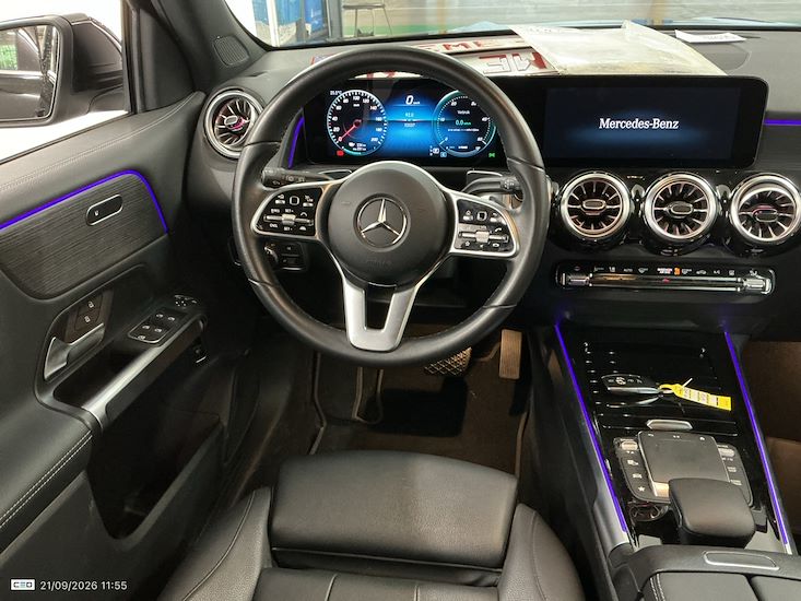 Mercedes-Benz Eqb — photo 6