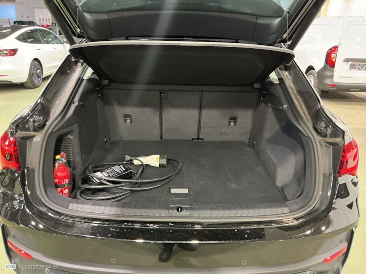 Audi Q3 — photo 11