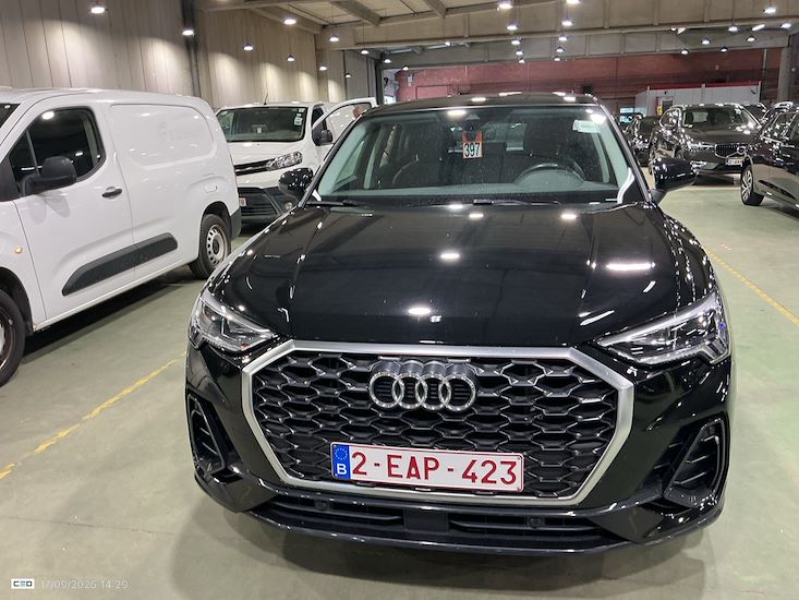 Audi Q3 — photo 2