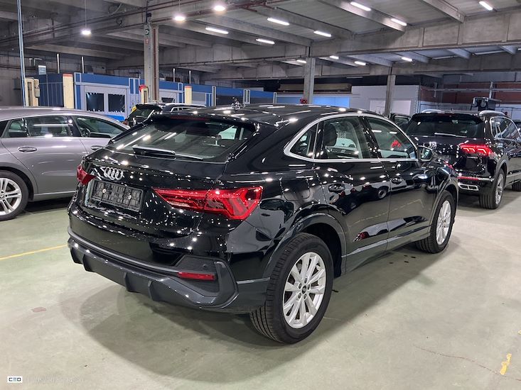 Audi Q3 — photo 4