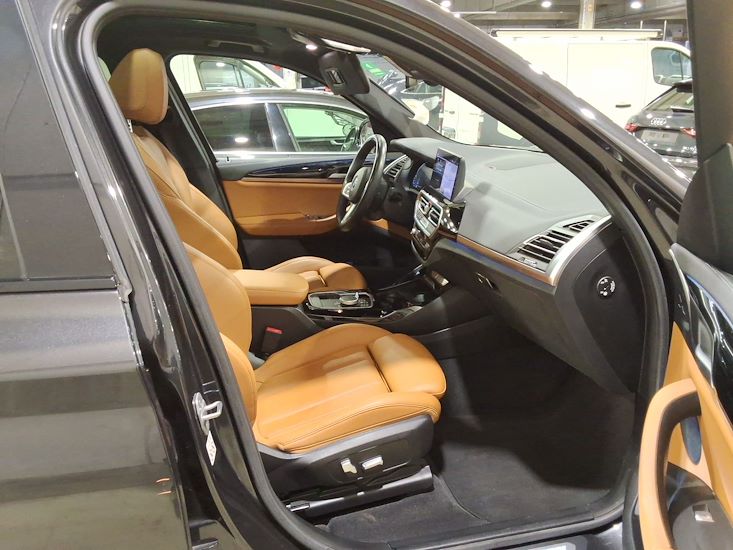 Bmw Ix3 — photo 7