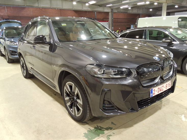 Bmw Ix3 — photo 8