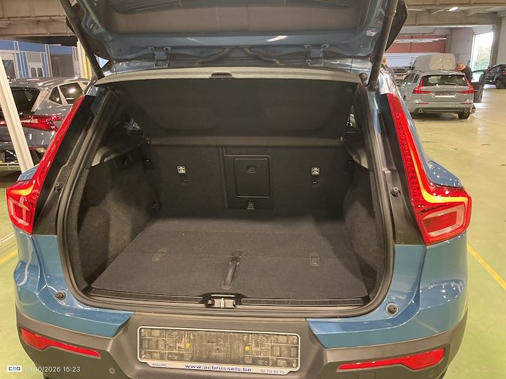 Volvo Xc40 — photo 11