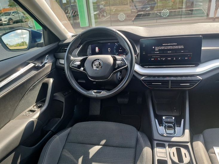 Skoda Octavia — photo 8