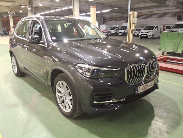 Bmw X5 — photo 8