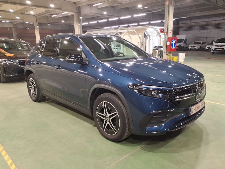 Mercedes-Benz Eqa — photo 8