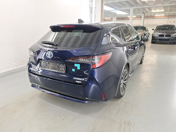 Toyota Corolla — photo 4