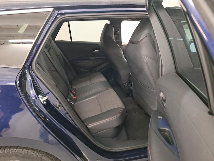 Toyota Corolla — photo 6