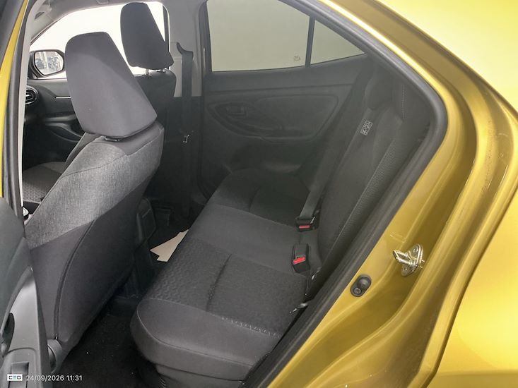 Toyota Yaris — photo 10