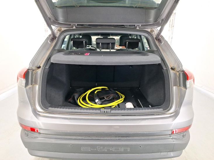 Audi Q4 — photo 7