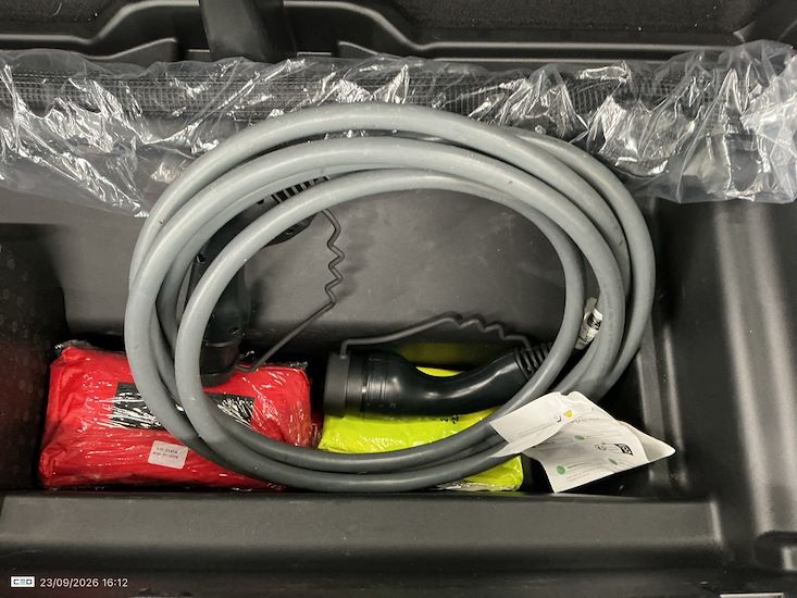 Bmw Ix — photo 13