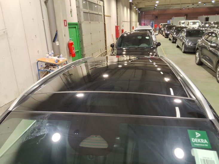Mercedes-Benz Eqa — photo 13