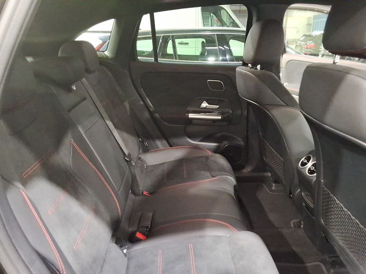 Mercedes-Benz Eqa — photo 5