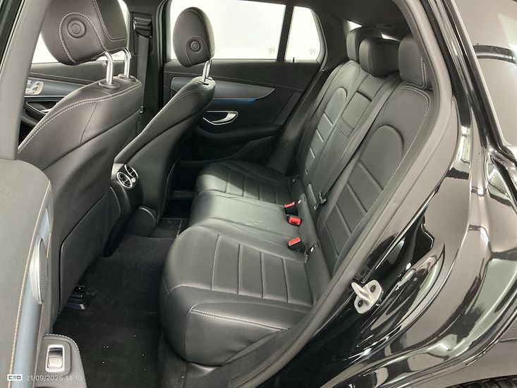 Mercedes-Benz Eqc — photo 12