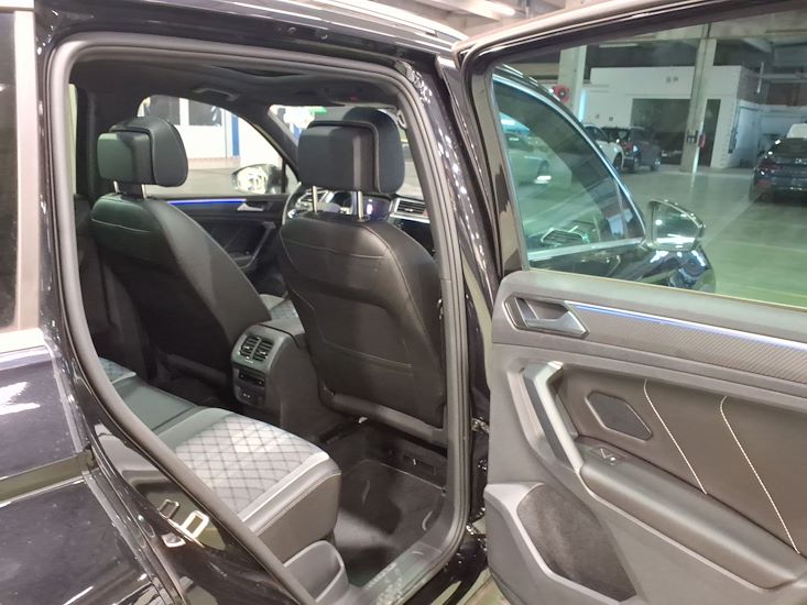 Volkswagen Tiguan — photo 5