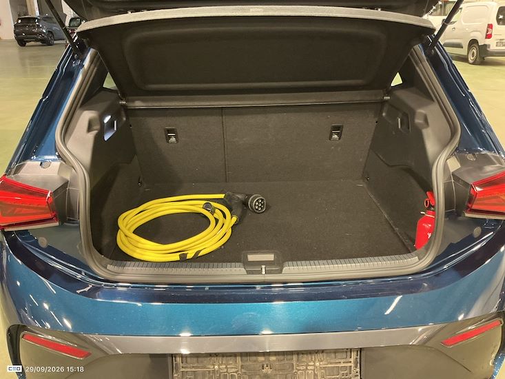 Cupra Born — photo 12