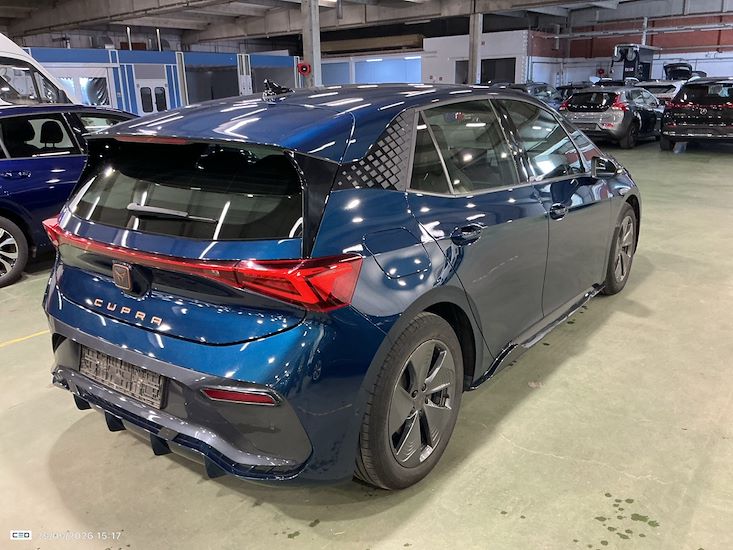 Cupra Born — photo 4