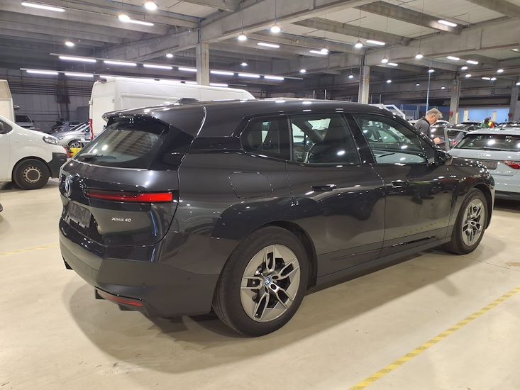 Bmw Ix — photo 4