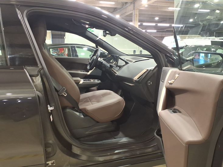 Bmw Ix — photo 7