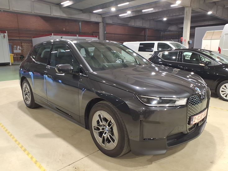 Bmw Ix — photo 8