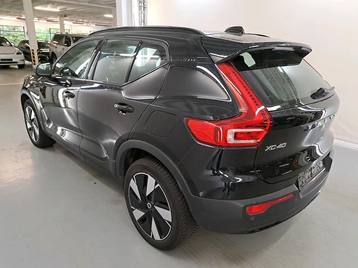 Volvo Xc40 — photo 3