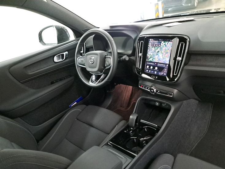 Volvo Xc40 — photo 8