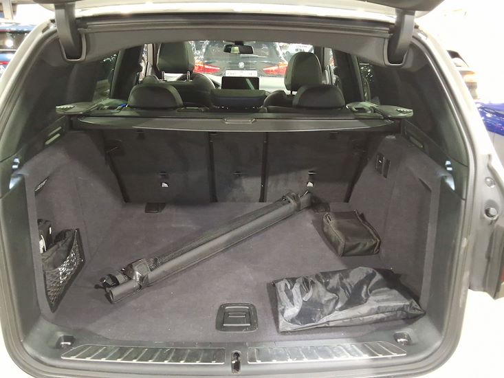 Bmw Ix3 — photo 3