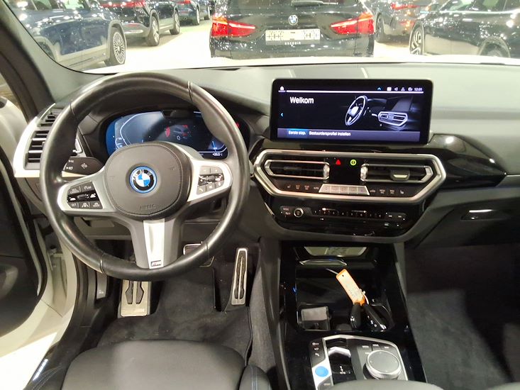 Bmw Ix3 — photo 6