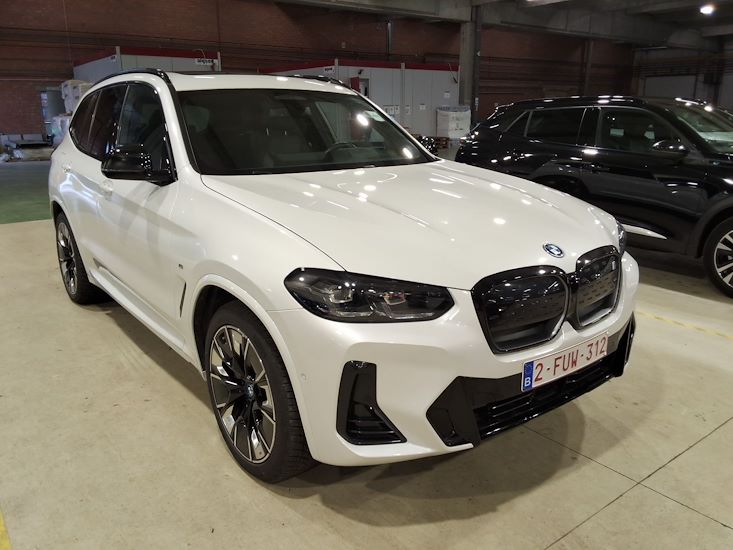 Bmw Ix3 — photo 8