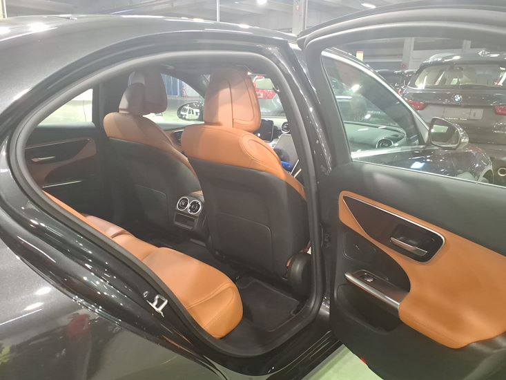 Mercedes-Benz C-Class — photo 5