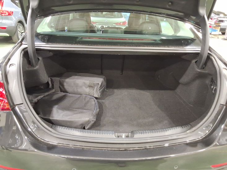 Mercedes-Benz C-Class — photo 3