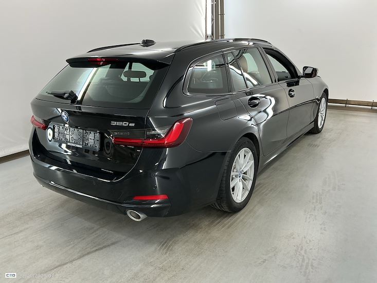 Bmw Serie 3 — photo 4