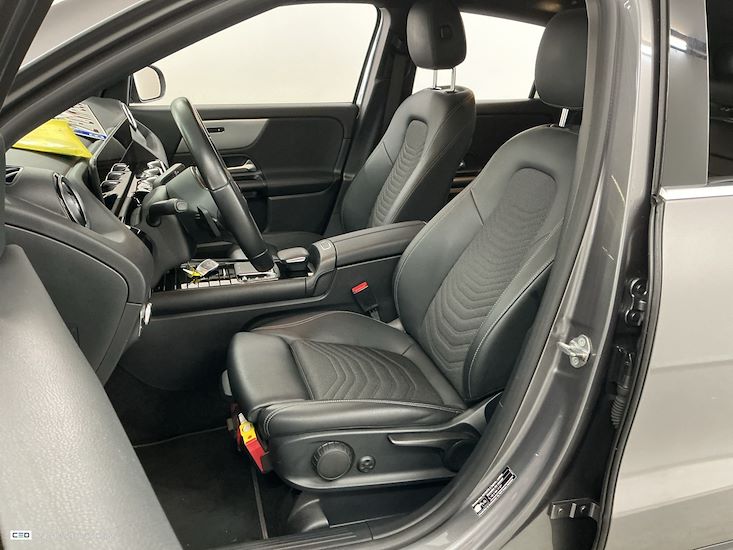Mercedes-Benz Gla — photo 11