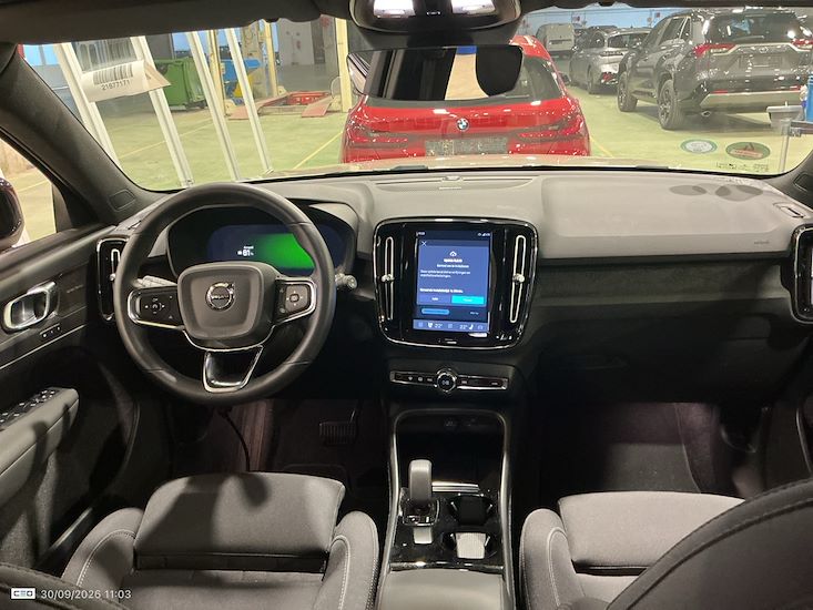 Volvo Xc40 — photo 7